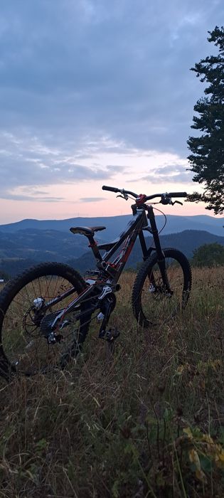 Bicicleta UMF duncan 2 downhill