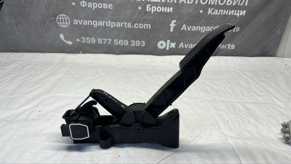 Педал газ Mercedes B W245