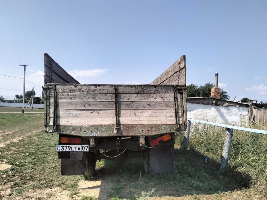 Продам  газ 52 бортовой