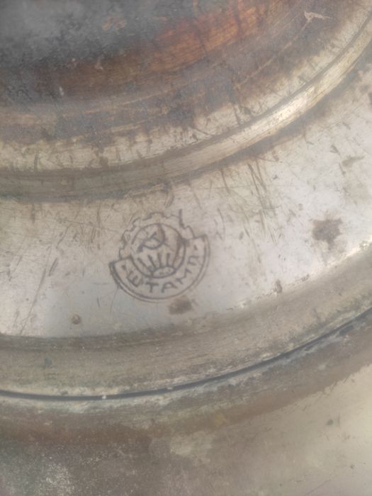 Продам самовар восемь литров воды