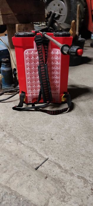 Пръскачка акомулатора 16 литра FRAM