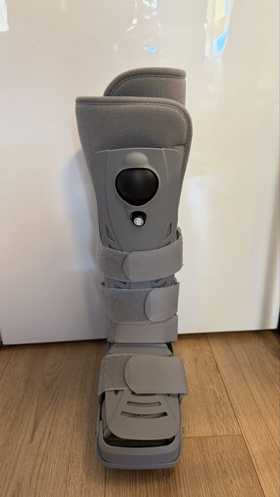 Orteza Glezna inlocuire gips, cu pompa de aer Cat Walker