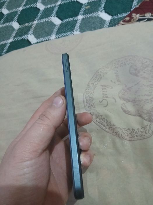 Realme c30s sotiladi 64 xotira