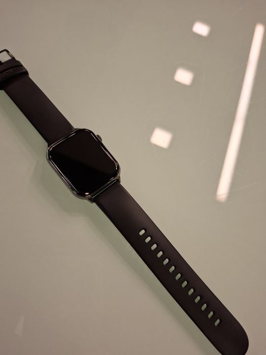 Продам Смарт Часы Новые с зарядкой