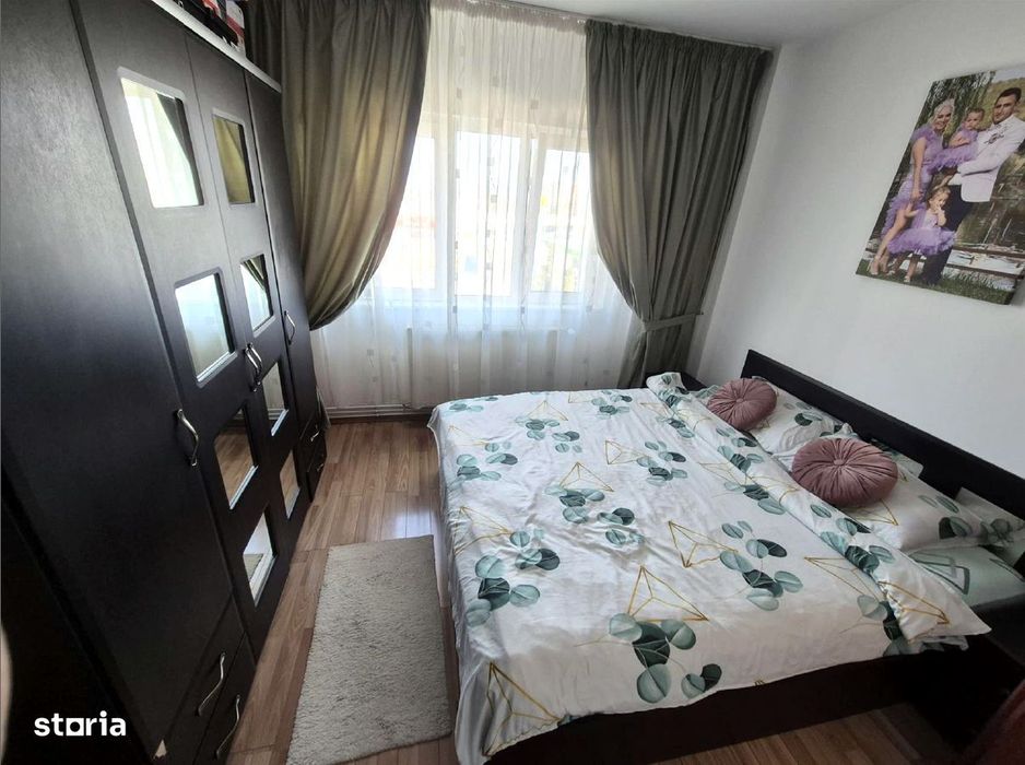 Apartament 2 camere, decomandat, Cetate, et.3