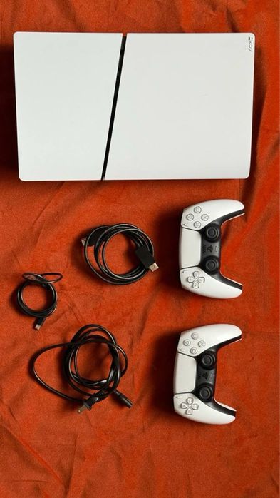 Playstation 5 с 2 джойстиками
