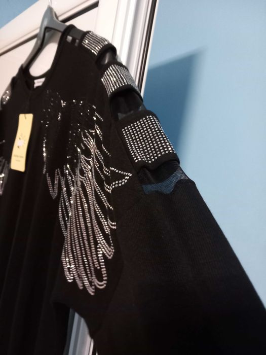 Нова с етикет блуза