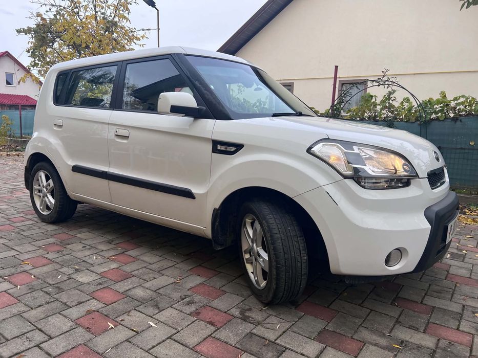 KIA Soul 2010 — imagine 1