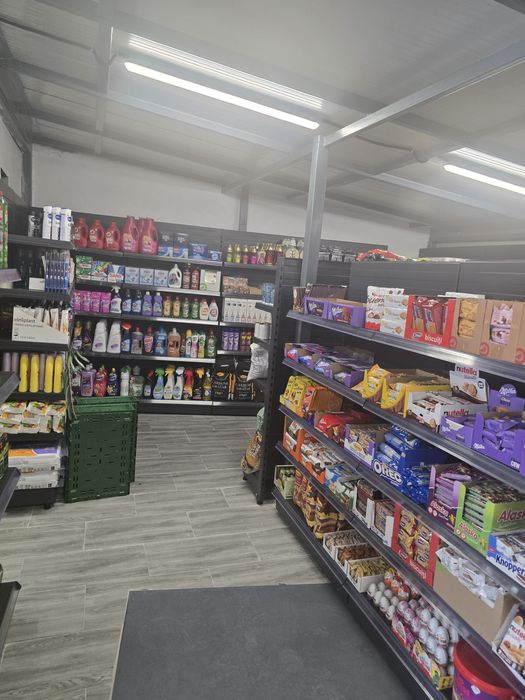 Rafturi de magazin de la 300lei cu factura