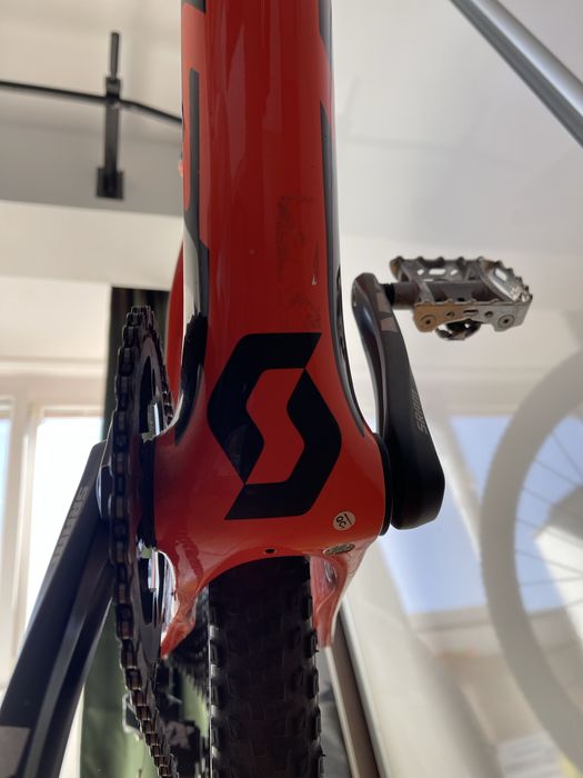 Scott scale 935 carbon 2018