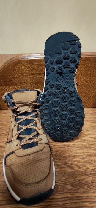 Обувь ботинки 39 размер зима зимние