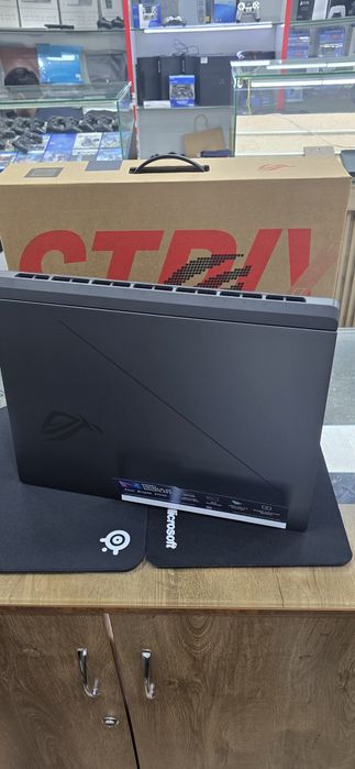 ASUS ROG Strix G18 (G815J)