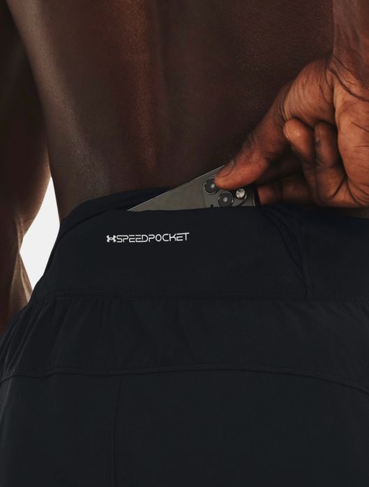 Спортни къси гащи Under Armour