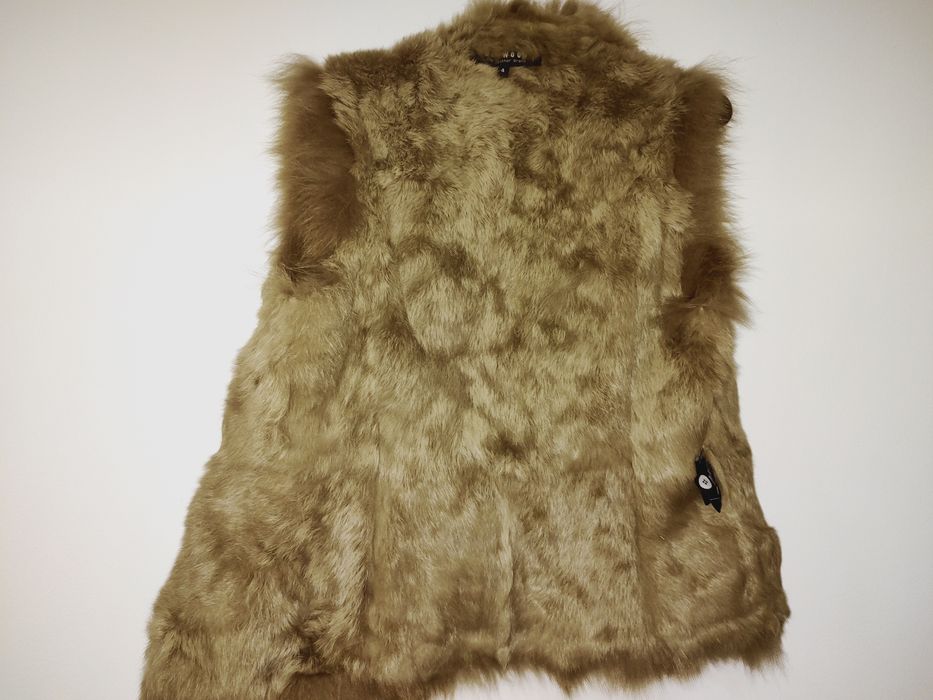 Vesta piele intoarsa si blana naturala