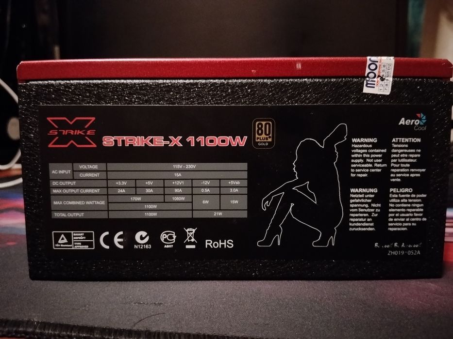 продаю блок питания strike-x 1100W