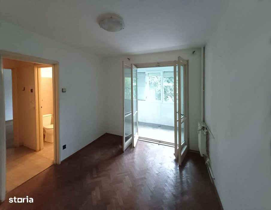 Apartament De Vânzare