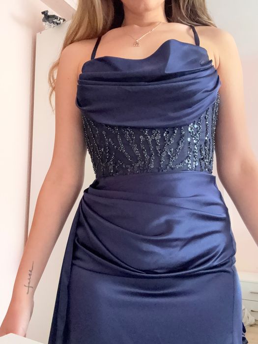 Дамска официална рокля Trendyol