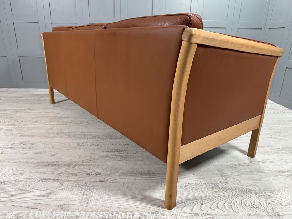 Датски диван 3-ка естествена кожа Д990