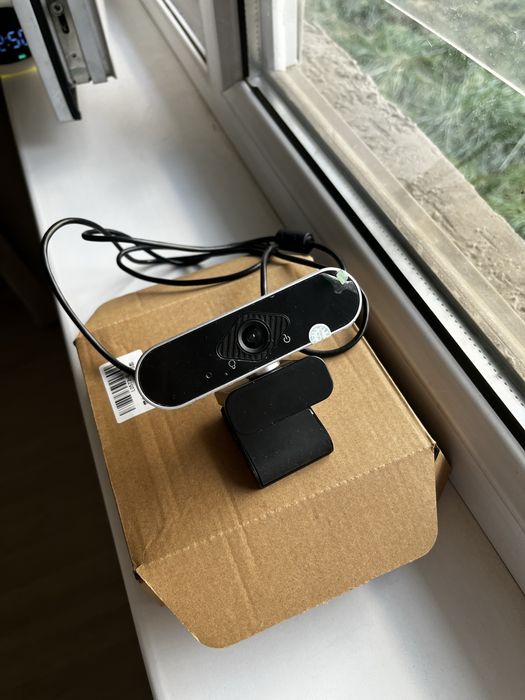 Веб камера Logitech FULL HD