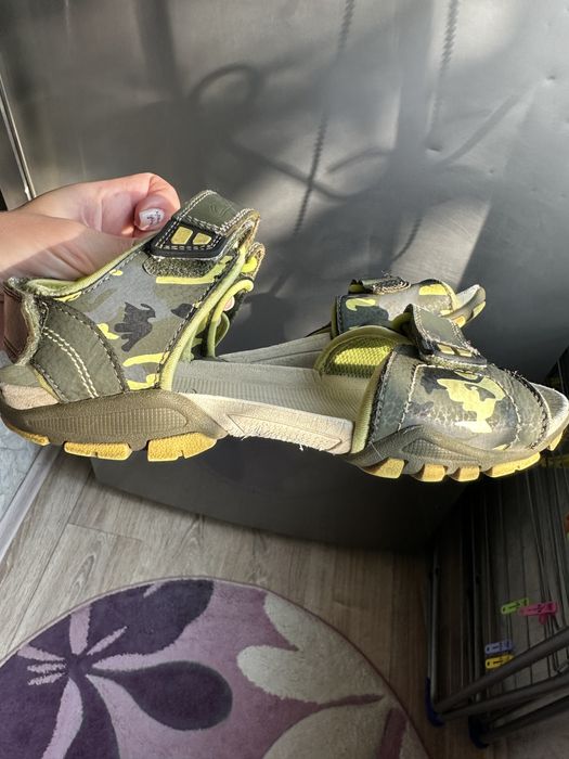 Сандали на мальчика