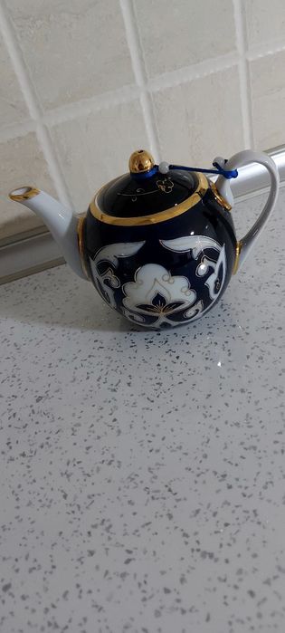 Пахта гули Российские  чойнак жуда чиройликаробкаси блилан  турибдичир