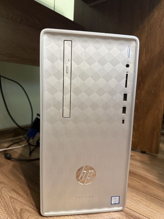 Sistem Desktop Gaming HP Pavilion