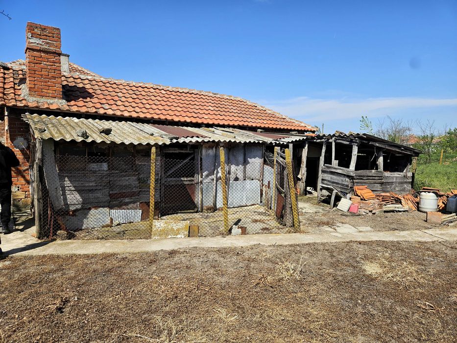 Продава се Къща в с. Крумово, Област Ямбол - 80 кв.м за 332 €/кв.м - Снимка #13