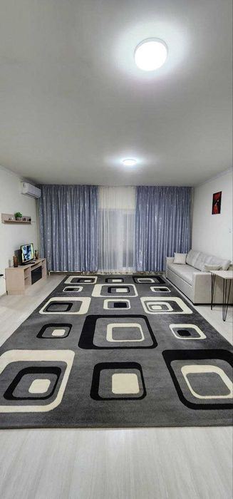 сдается квартира  СВОЯ НЕ РИЕЛТОР !!! никто не жил 500$ студентам нет!