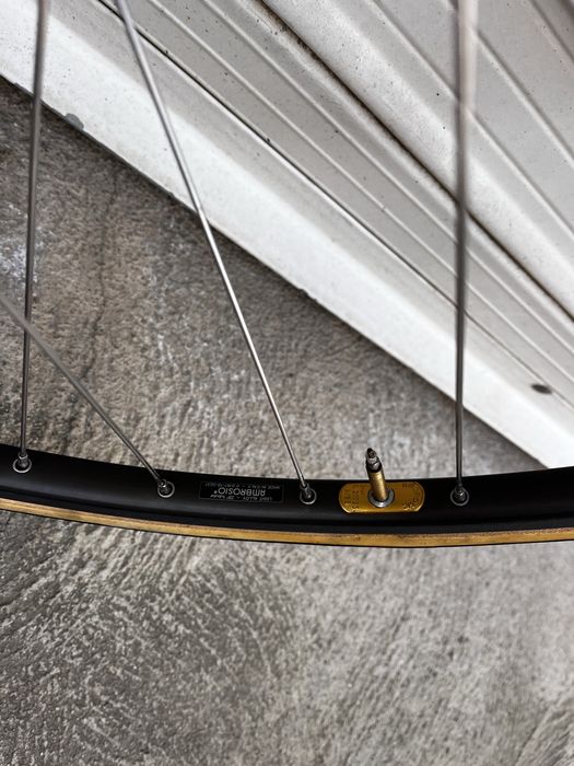 Професионални пистови капли Ambrosio