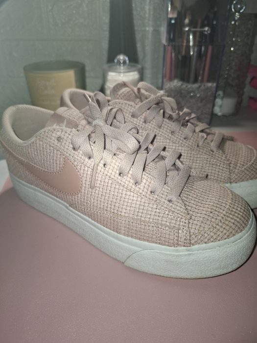 Nike W Blazer Low Platform Essential