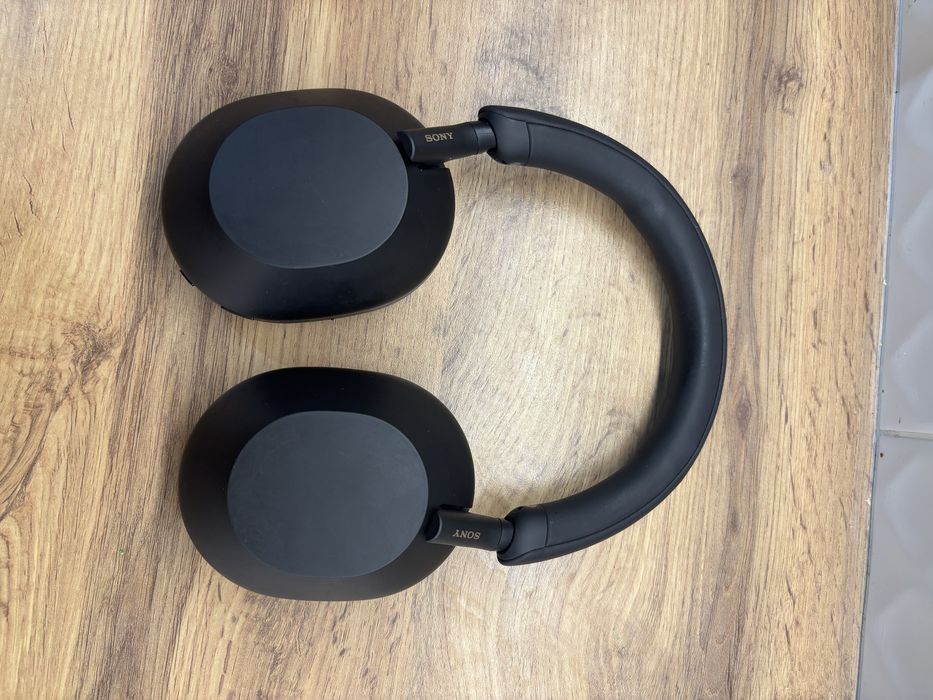 Наушники Sony WH-1000XM5