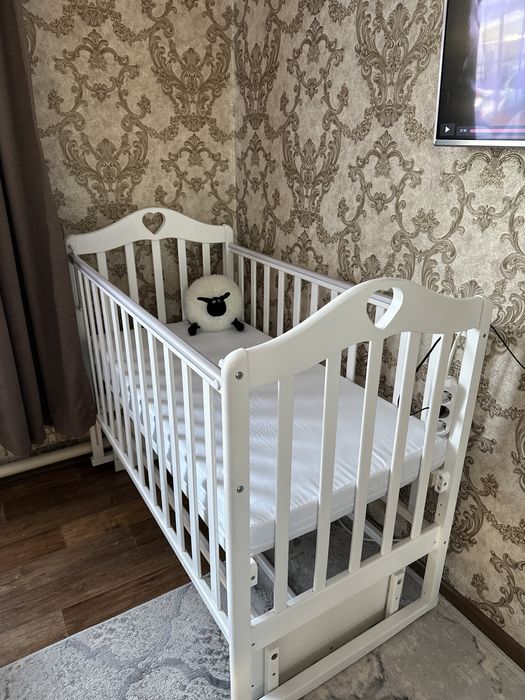 Продам кроватку