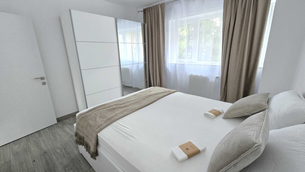 Proprietar 4 cam DECOMANDATE, LUX - prima inchiriere langa Iulius MALL