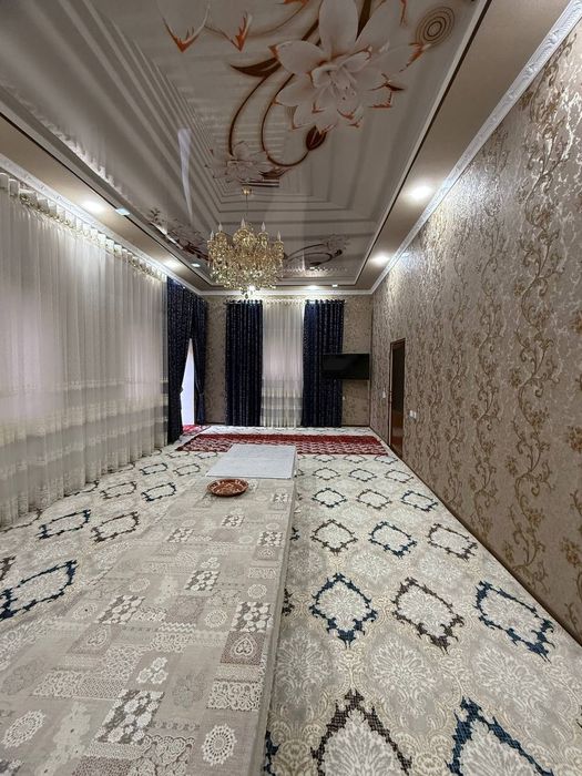 2 qavatli noturar joy sotiladi