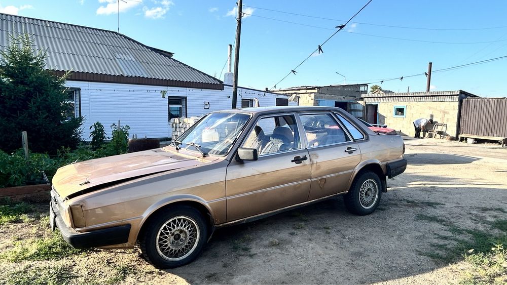 Продам ауди 80 1983