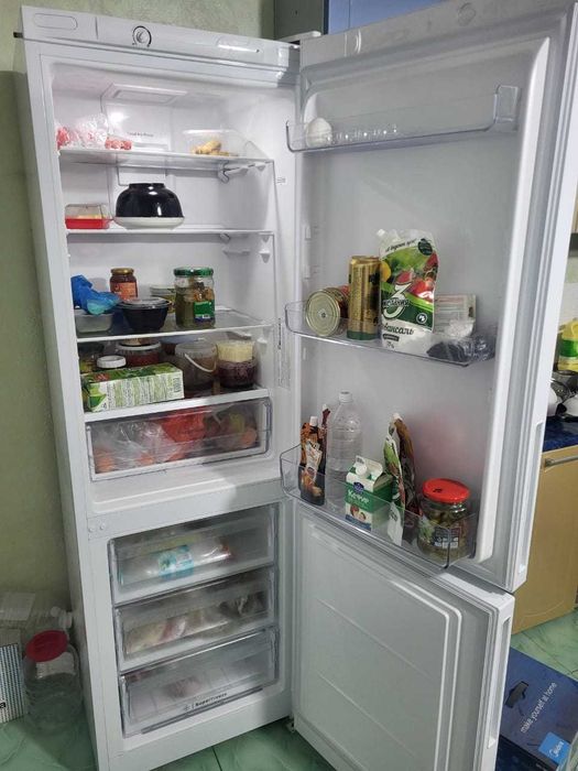 Холодильник индезит