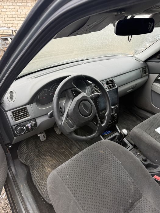 приора 2010жыл разбор