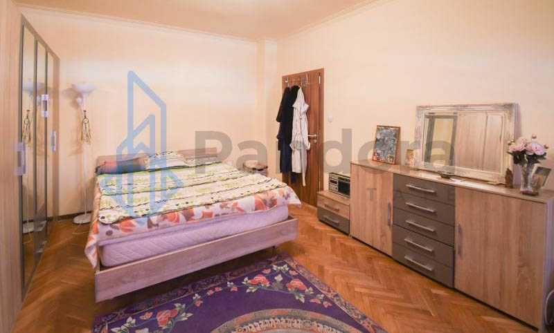 Дава се под наем Двустаен апартамент в София, Лозенец - 65 кв.м за 425 € - Снимка #3