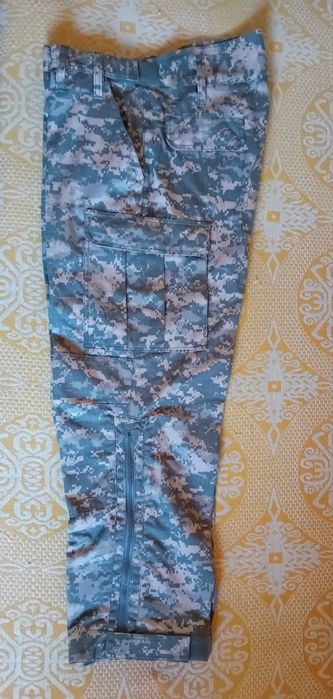 Зимен камуфлиран комплект