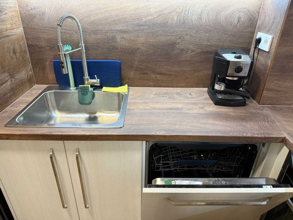 Дава се под наем Двустаен апартамент в Варна, м-т Пчелина - 54 кв.м за 612 € - Снимка #12