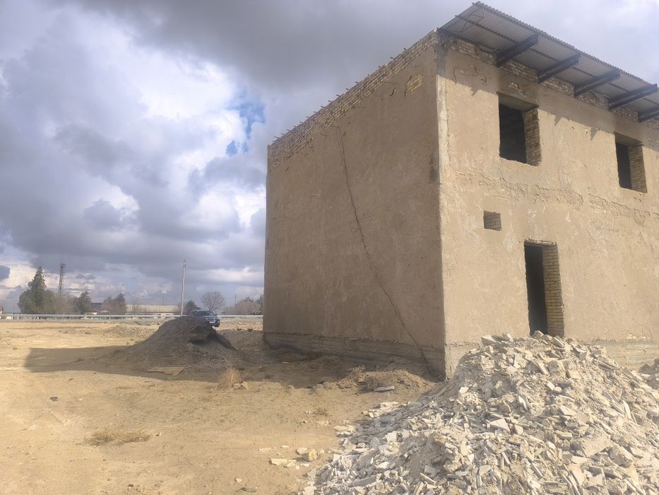 Бино сотилади тугалланмаган