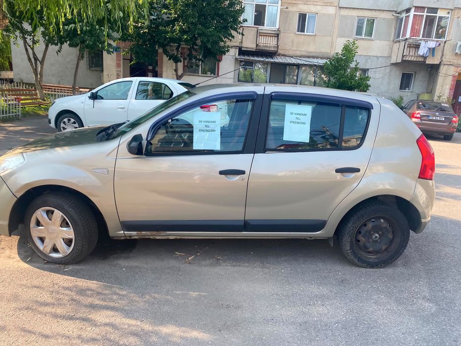 Ofer spre vanzare Dacia sandero