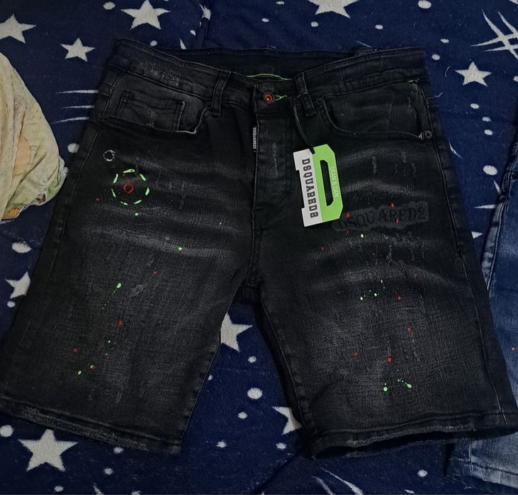 Pantaloni scurți Dsquared2(adolescenți sau adulți cu o siluetă suplă )