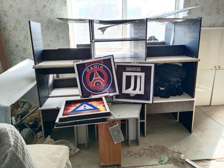 Столы для плэстейшен клуба