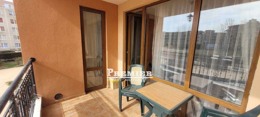 Продава се Двустаен апартамент в к.к. Слънчев бряг - 61 кв.м за 1378 €/кв.м - Снимка #1