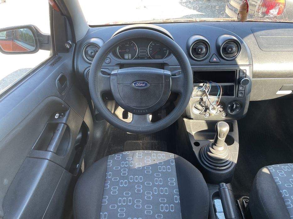 Форд Фиеста 1.4тдци 68кс 2004г На Части