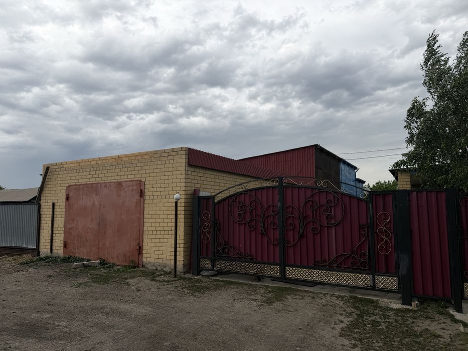 Продам 4 комнатный дом