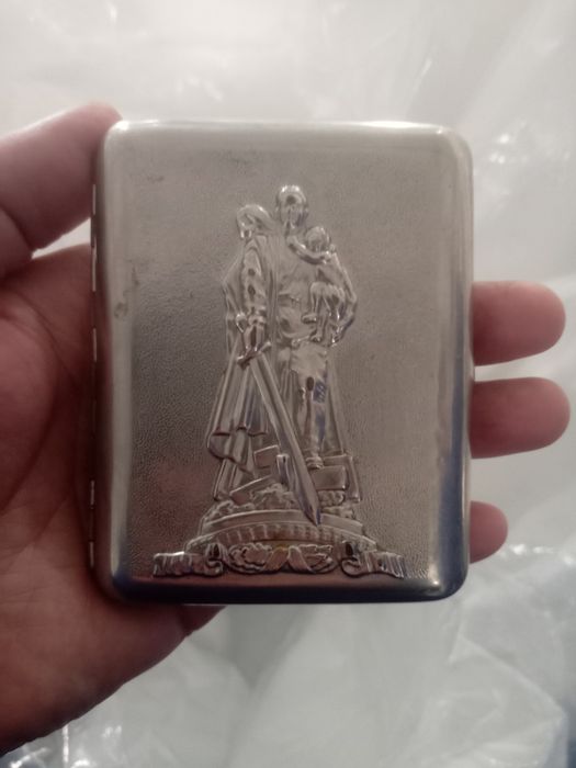 Портсигара старинная 1946года