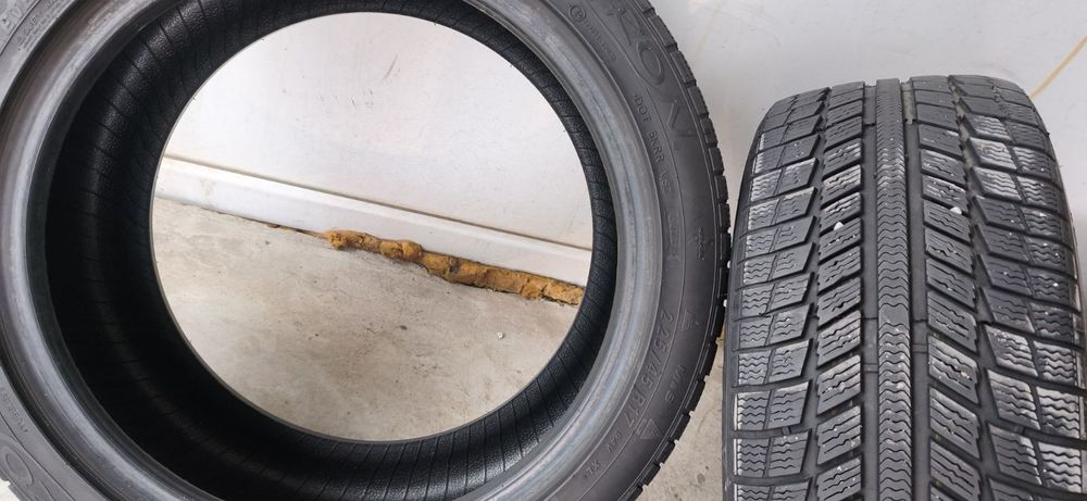 225/45/17 2бр Гуми