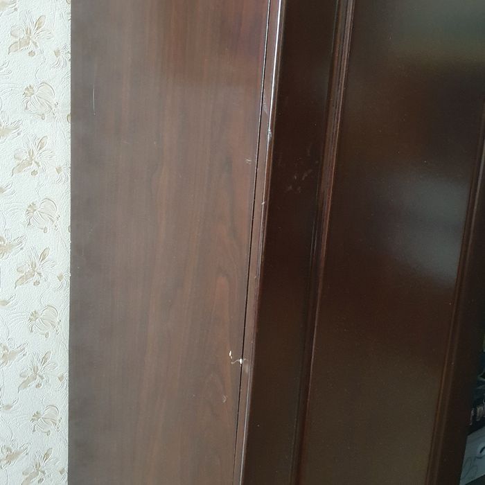 Шкаф плательный двустворчатый